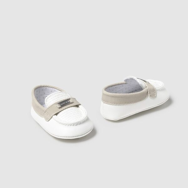 Παπούτσια Αγκαλιάς 25-09892-054 Λευκό-Μπέζ Mayoral